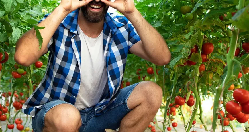 We grow fresh, organic produce using clean methods that protect nature, healthy food.